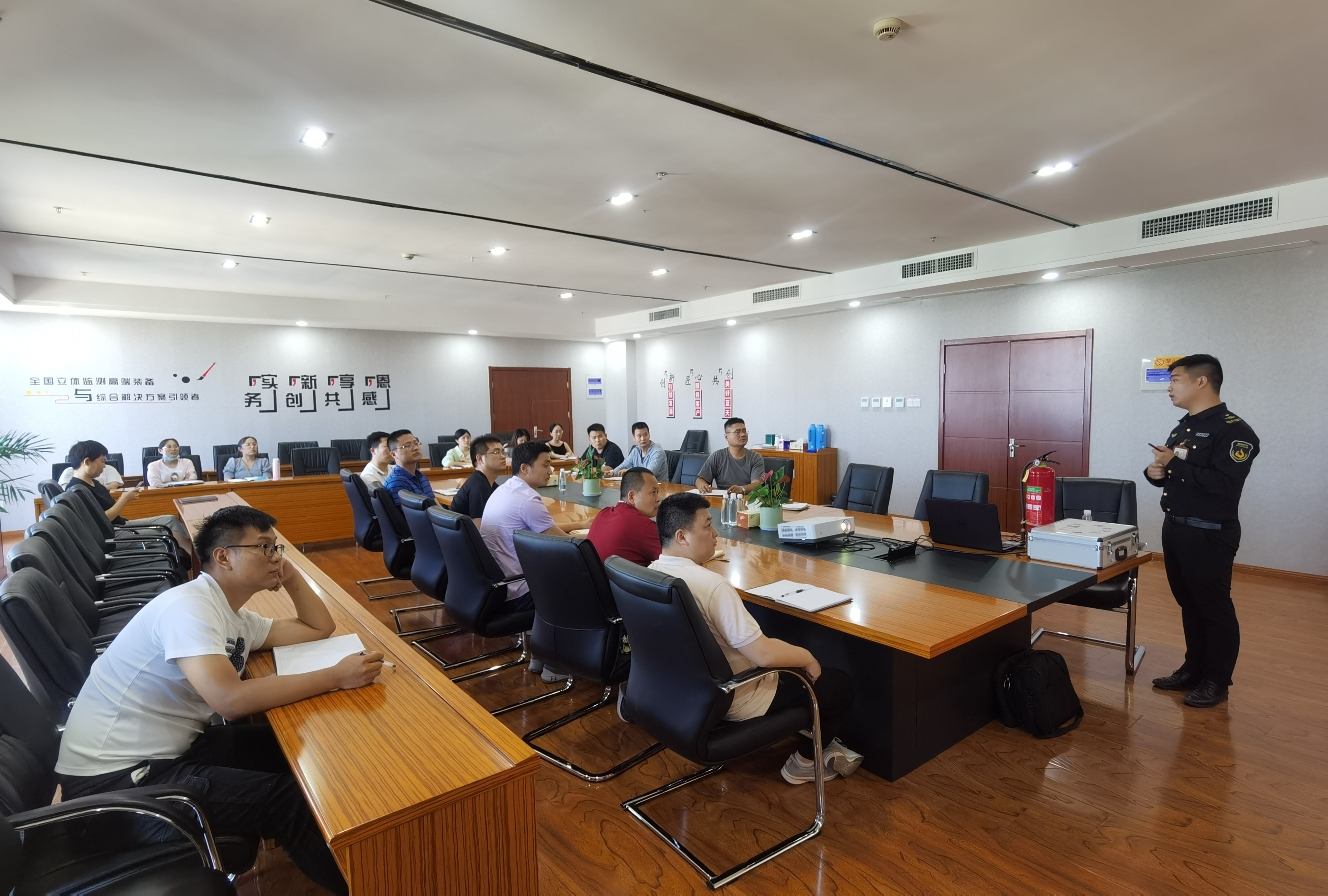 1655714533409731.jpg 1655714533409731.jpg